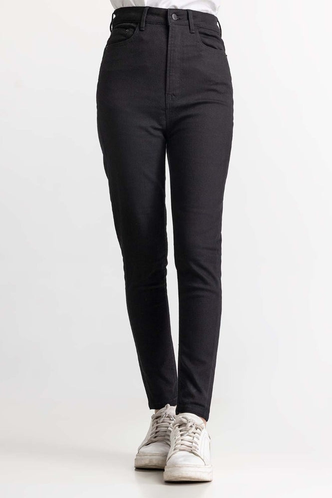 Black Basic Denim Jeans WM-JNS-SS24-001