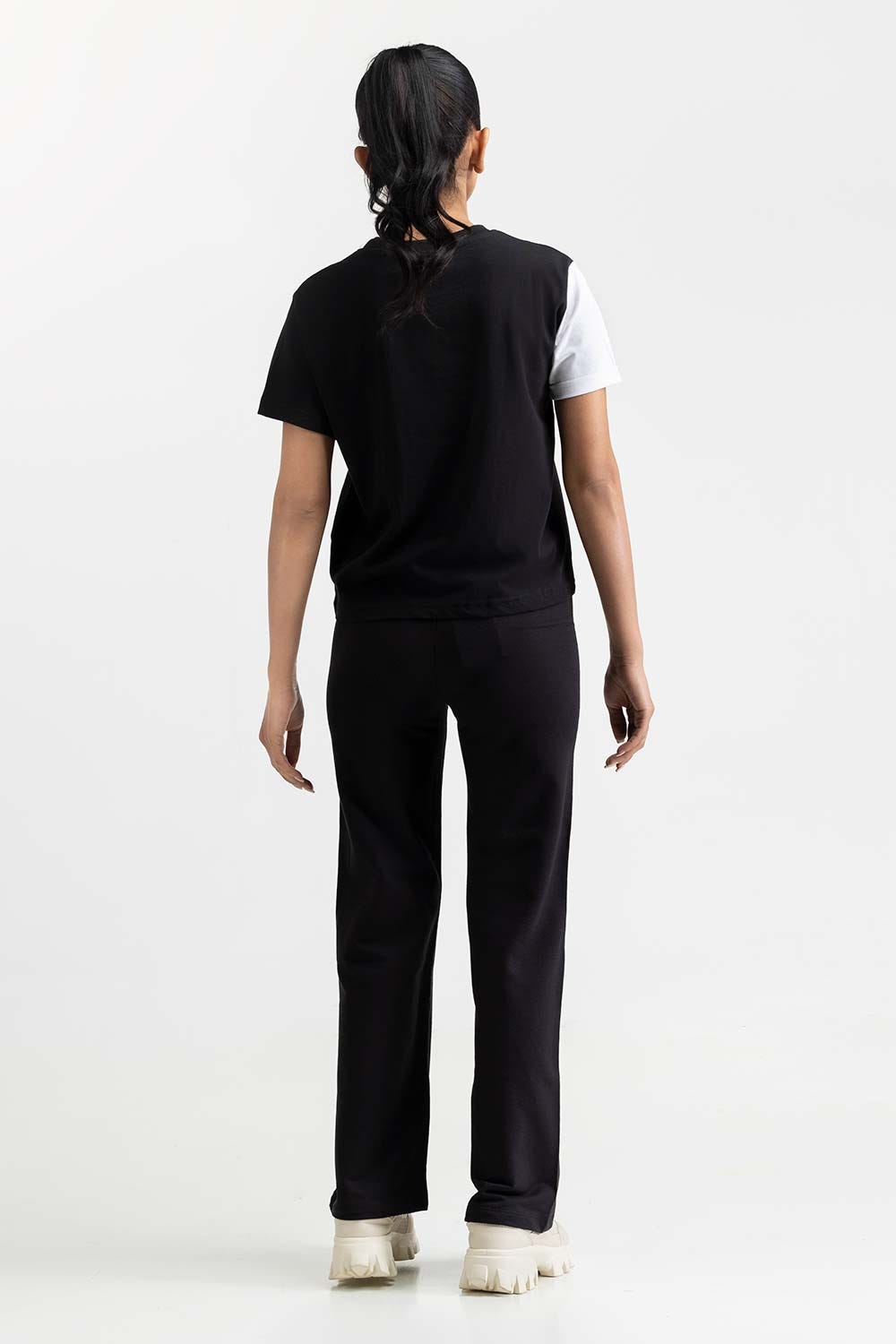 Black Knit T-Shirt 231-213-019
