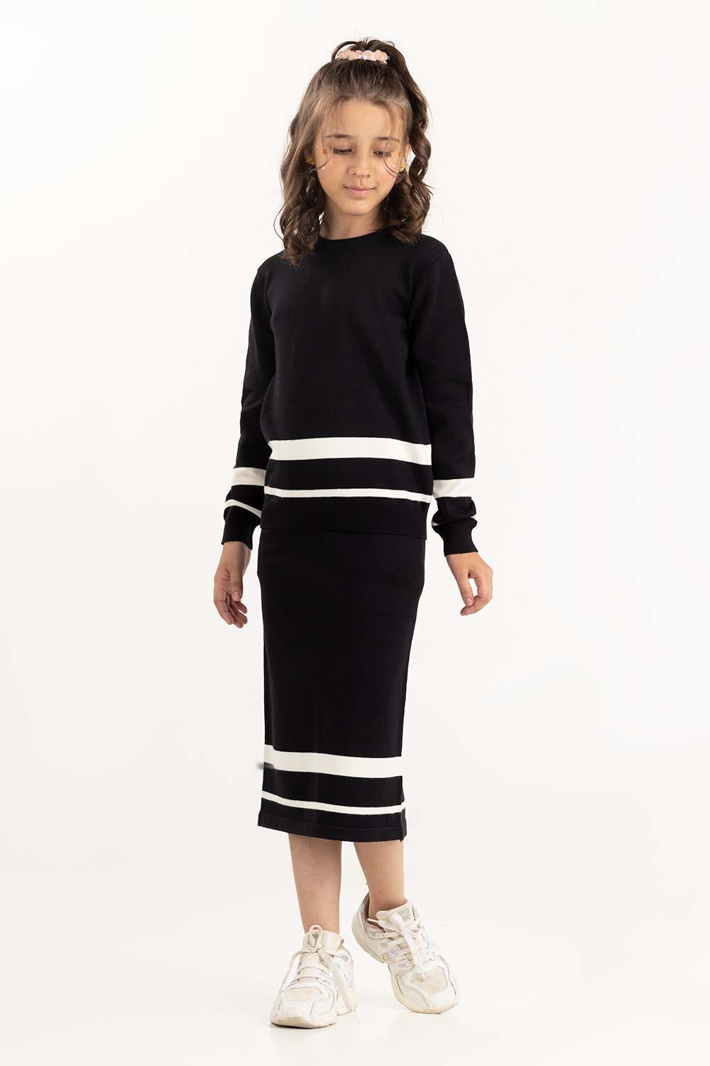 Junior Girl Black Striped Knit Sweater 224-416-309