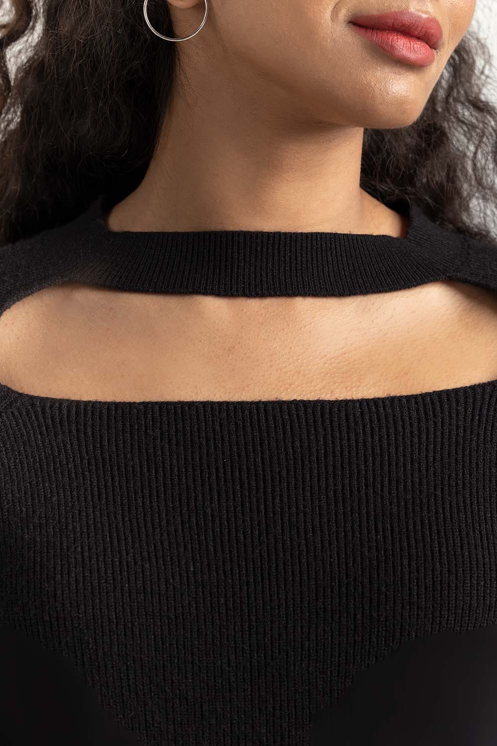 Black Neck Cutout Sweater 224-211-049