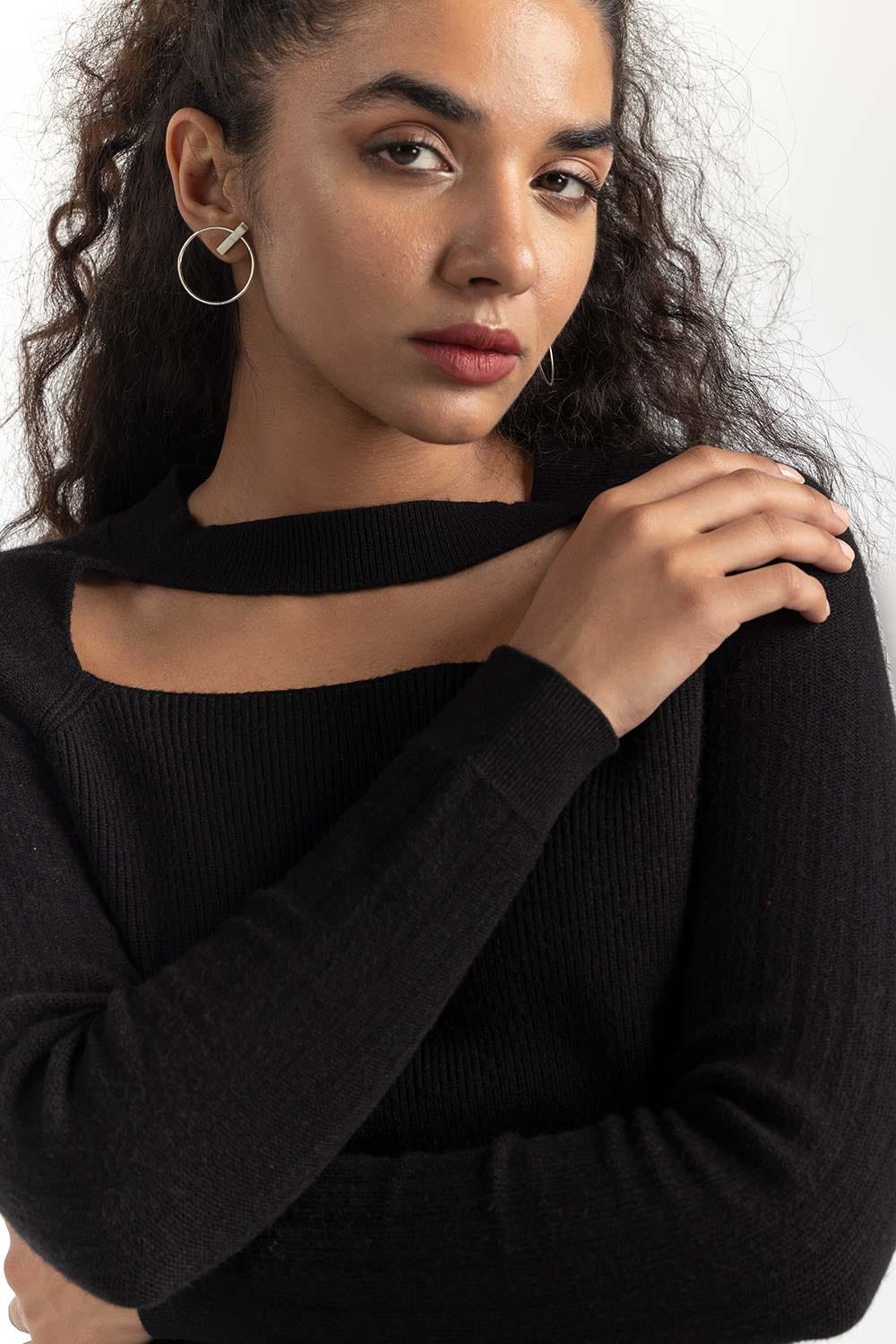 Black Neck Cutout Sweater 224-211-049