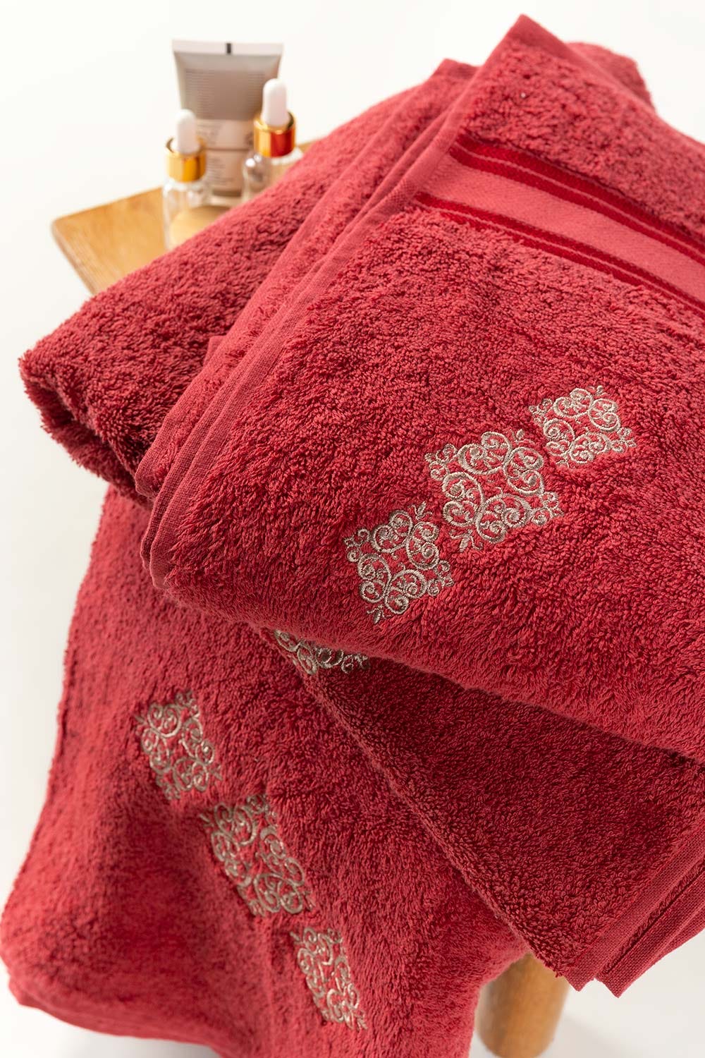 Blush Combed 3Pc Embroidered Towel Set 23