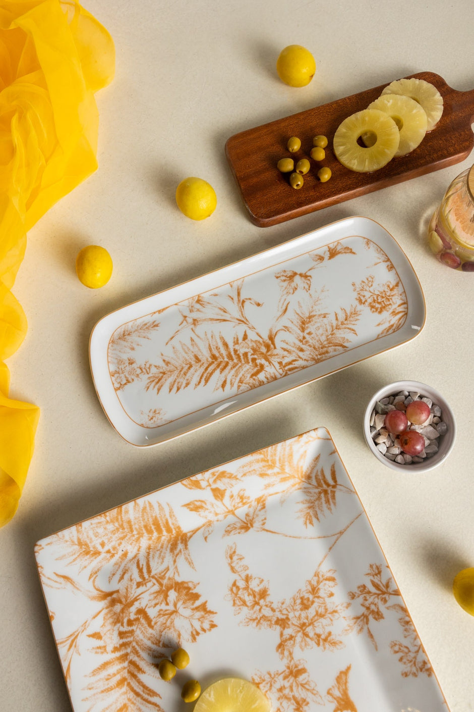 Botanical Cake Dish