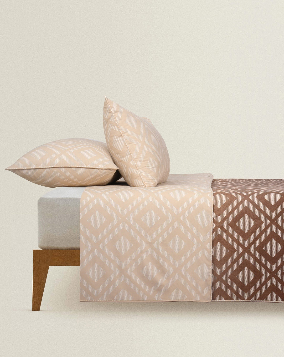 Brown Ombre T-150 Quilt Cover Set
