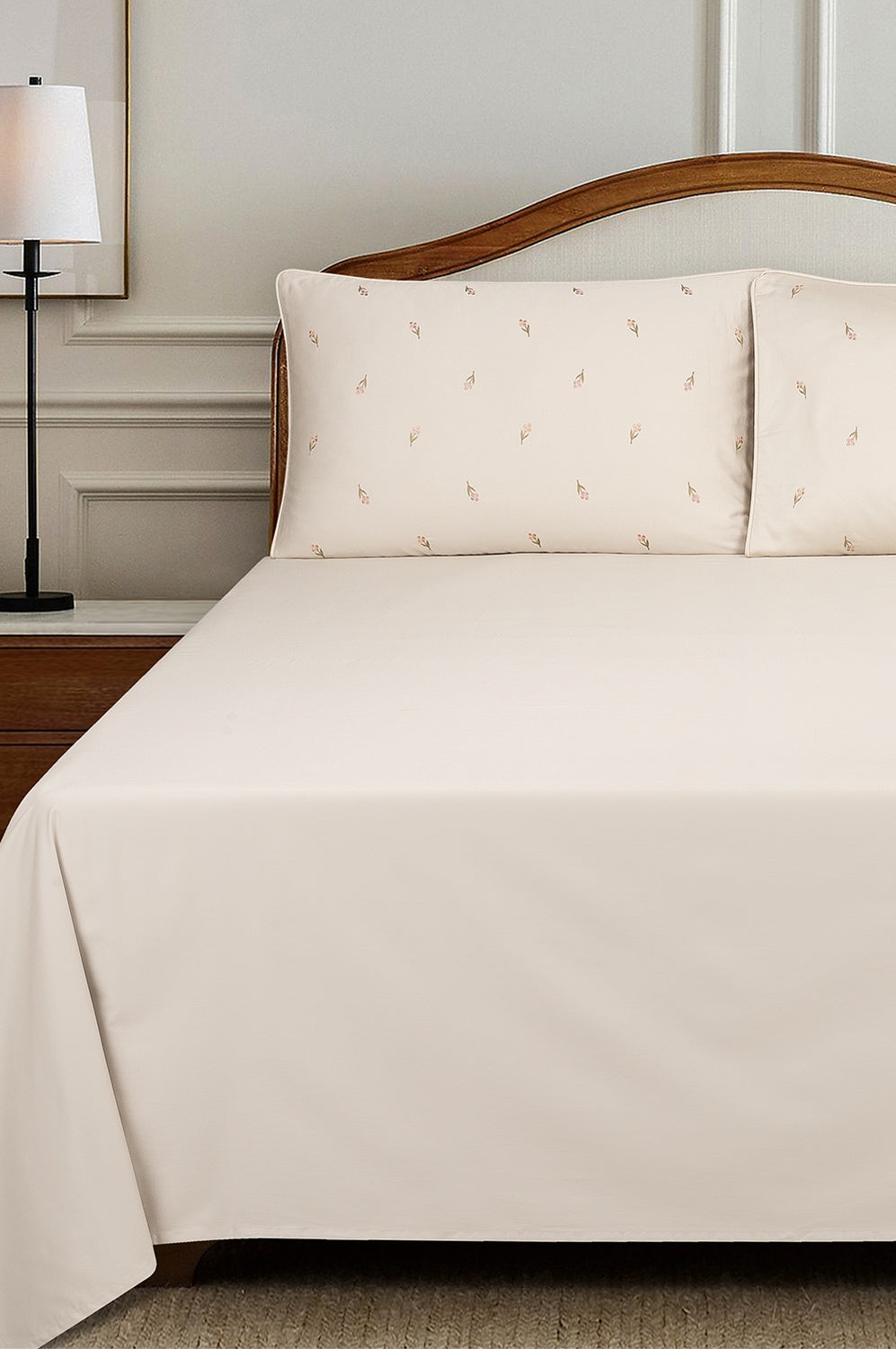 Butter Cream  T-400 Embroidered Bed Sheet Set