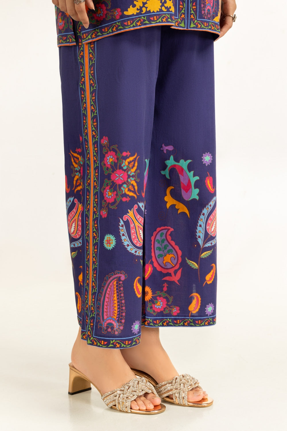 Cambric Printed Co-Ord Set IPST-44820