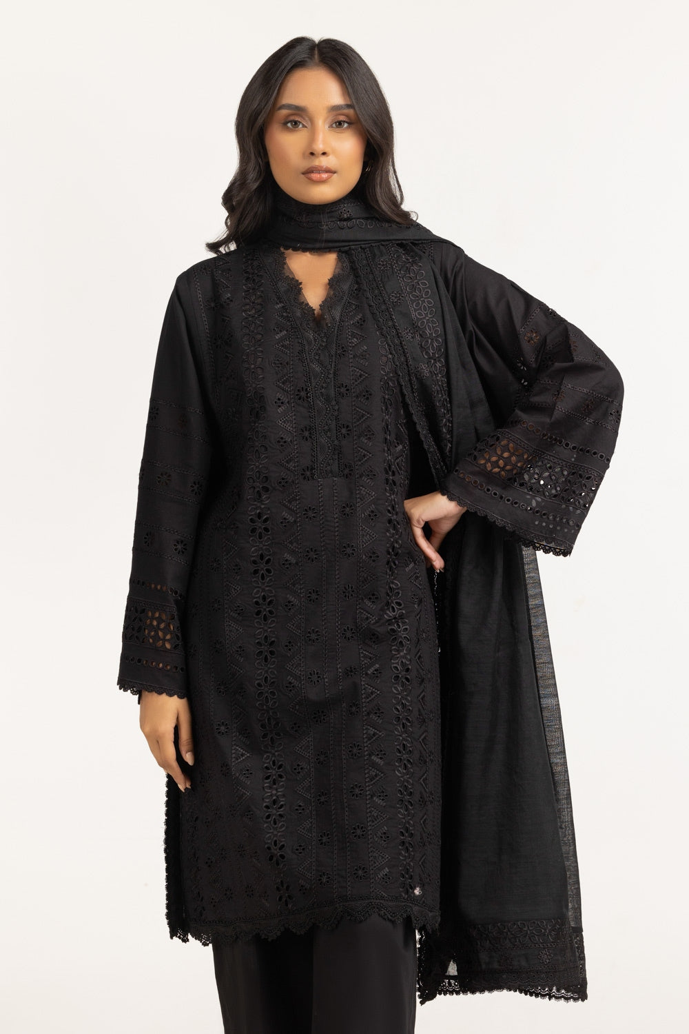 Cambric Shifflie Embroidered Shirt And Dupatta IPSD-44483