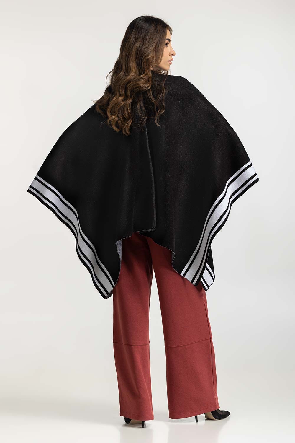 Cape Shawl WM-SWT-WS24-102