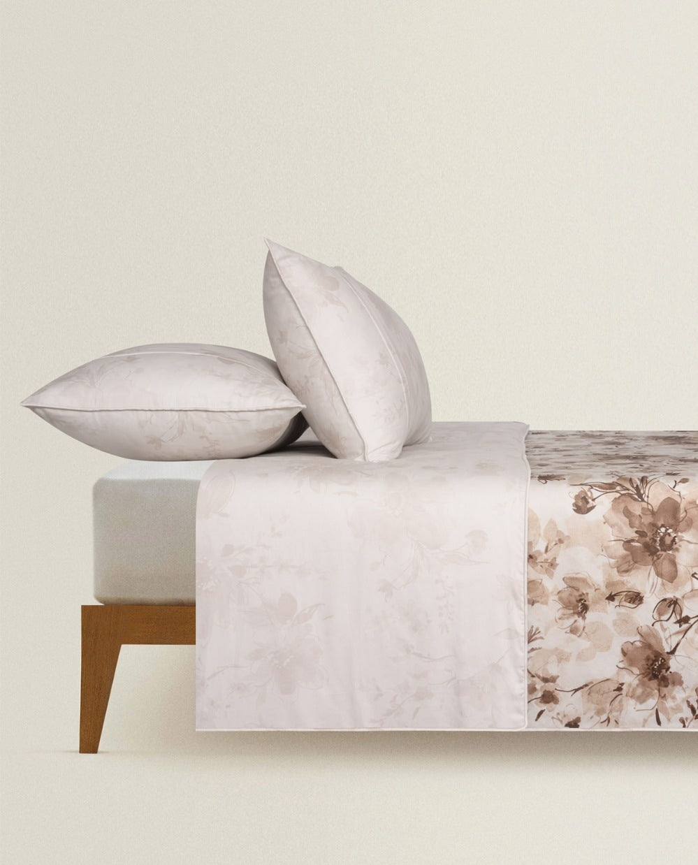 Cassia Flora T-300 Quilt Cover Set