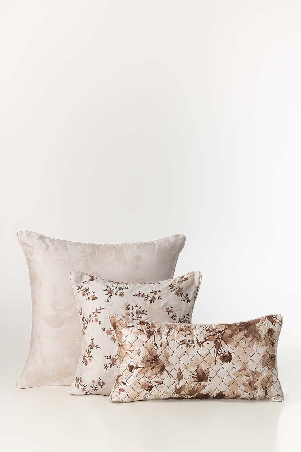 Cassia Flora T-300 Euro Sham Cushion Cover