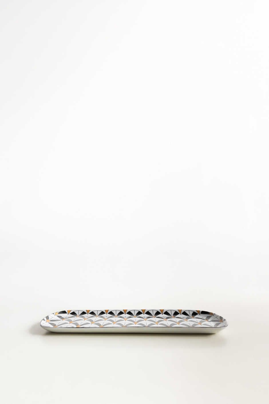 Classic Fans Cake Dish