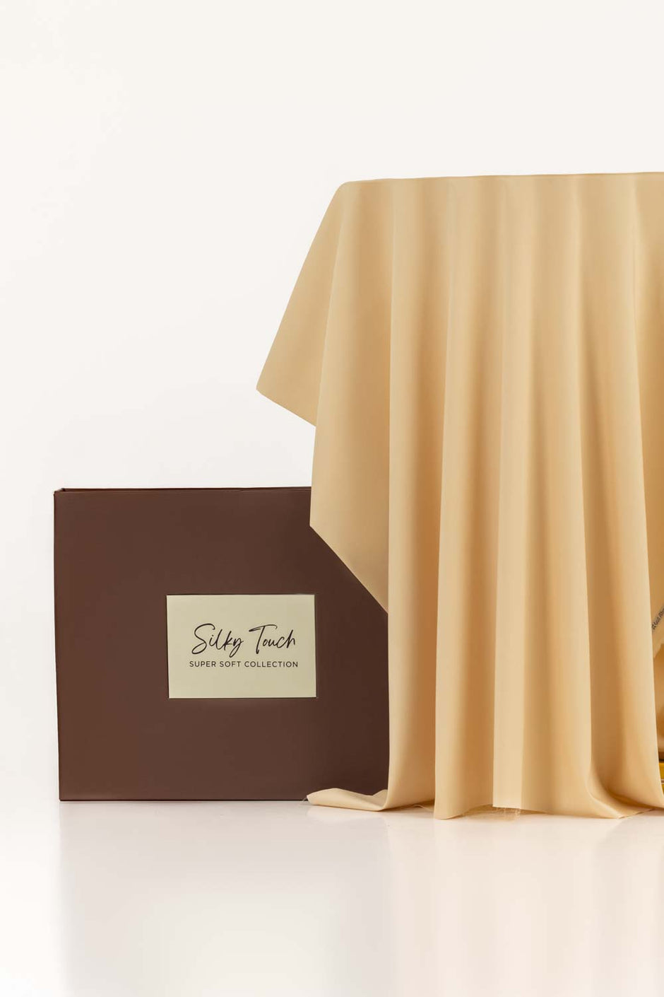 Cotton Club Twill Plus Unstitched Fabric Cotton with Gift Box