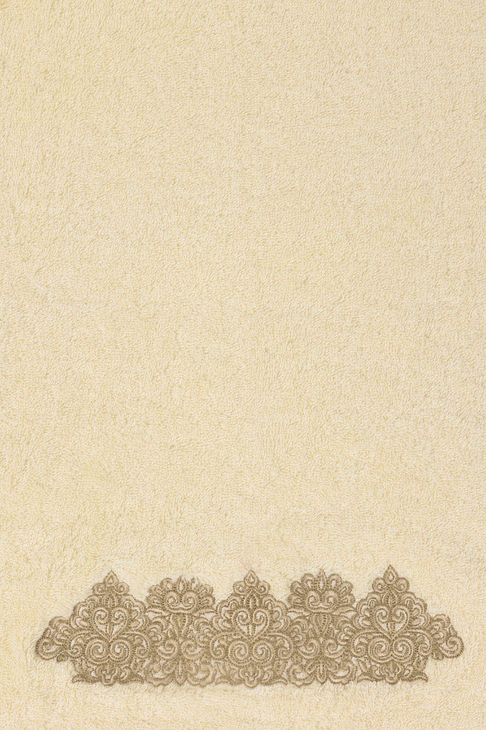 Cream Combed 3Pc Embroidered towel set 25
