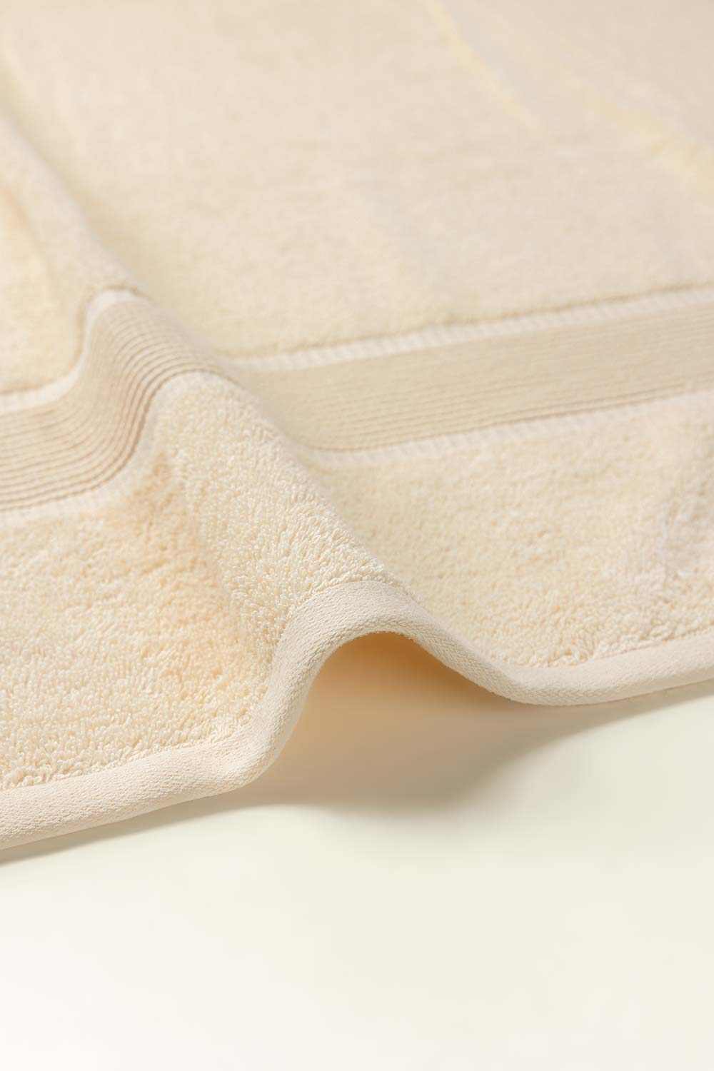 AW24-Cream Combed Towel Plain