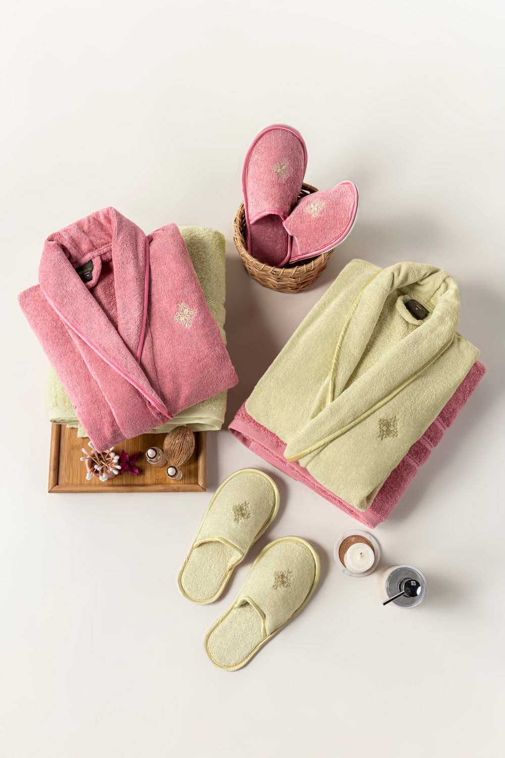 AW24 Cream Velour Bathrobe