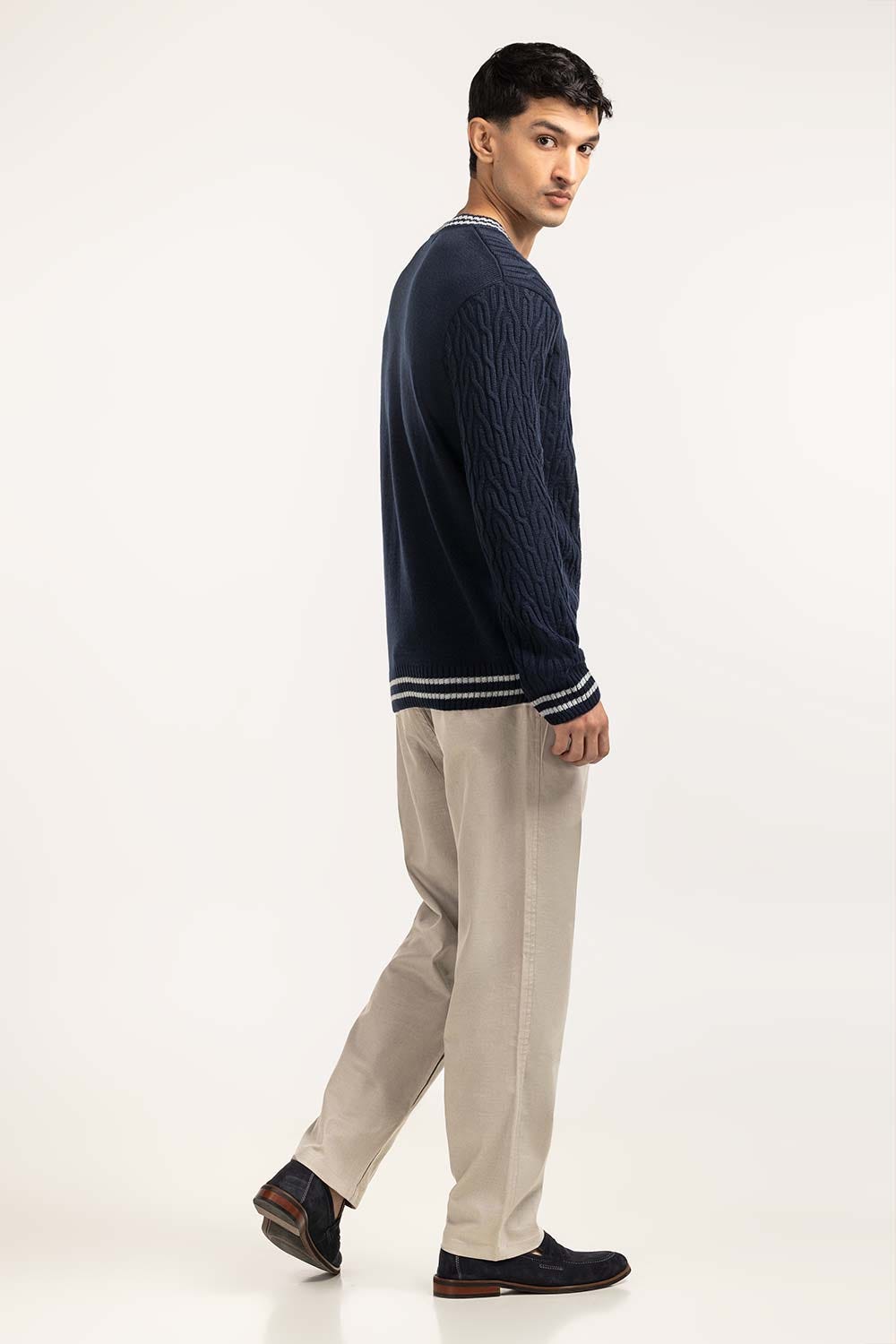 V Neck Sweater MN-SWT-WS24-077