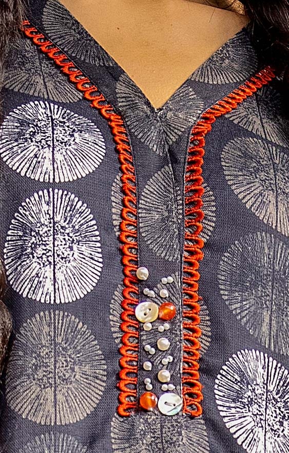 3 Piece Unstitched Printed Cotail Suit CV-42006