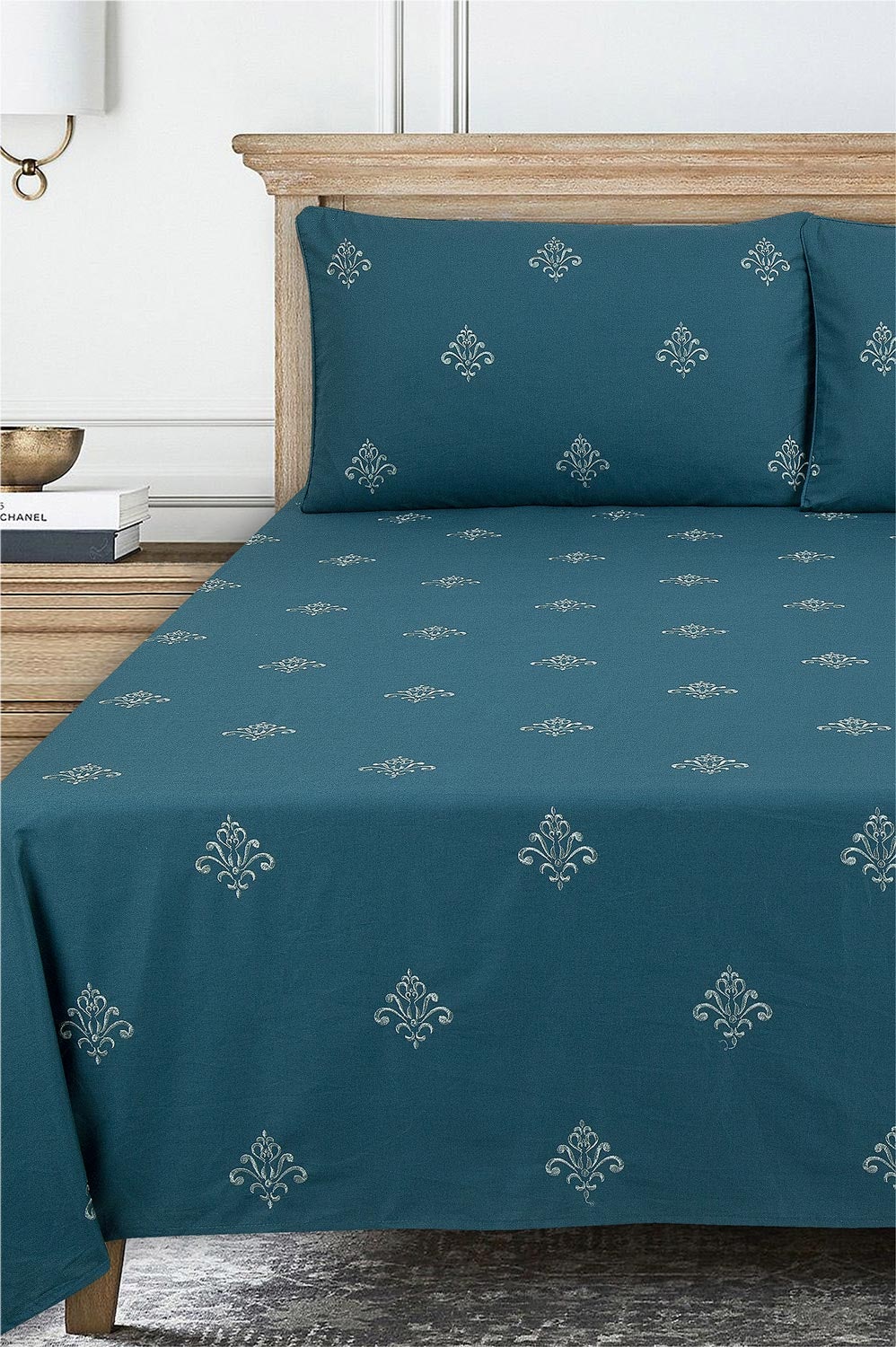 Damask Dyed Embroidered T-150 Bed Sheet Set