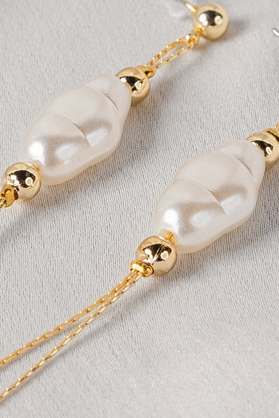 Dangle Earings