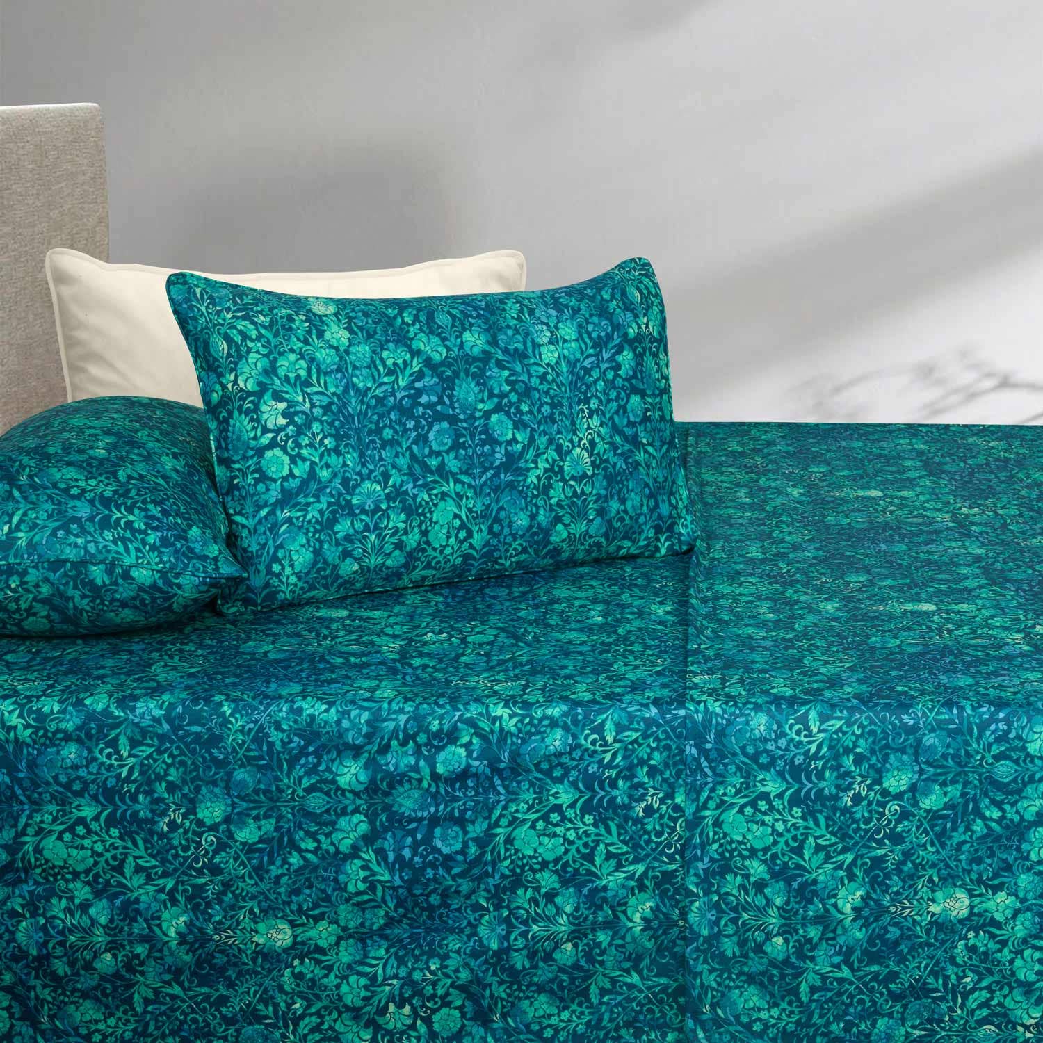 Deep Ocean T-200 Bed Sheet Set
