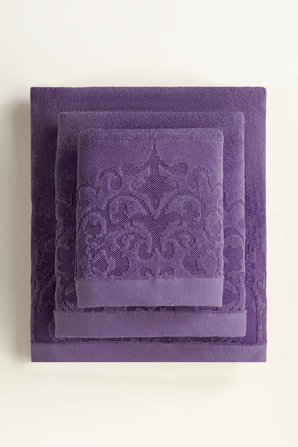 Dewberry Jacquard  Dyed Towel
