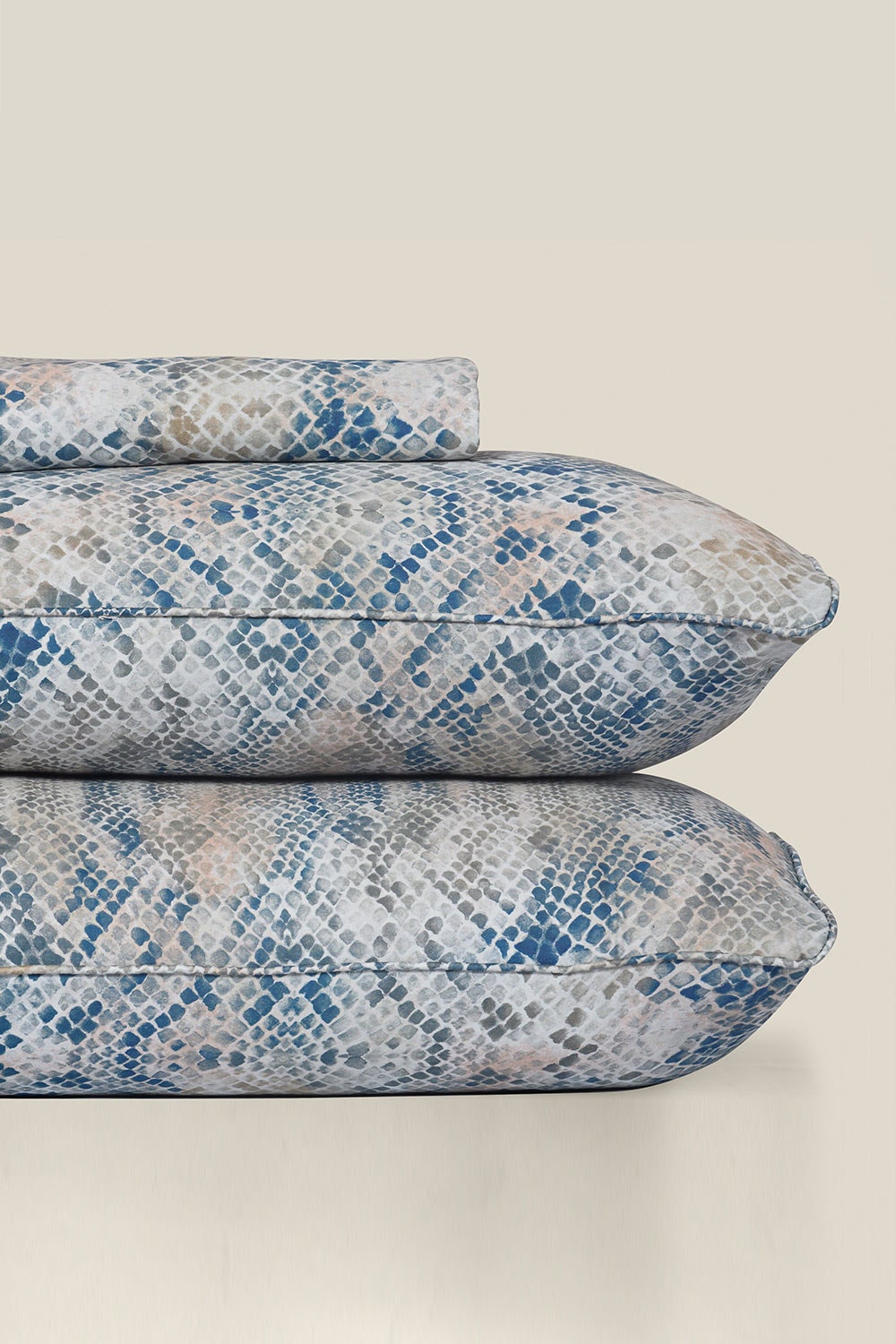 DGBD-002 T-200 Bed Sheet Set