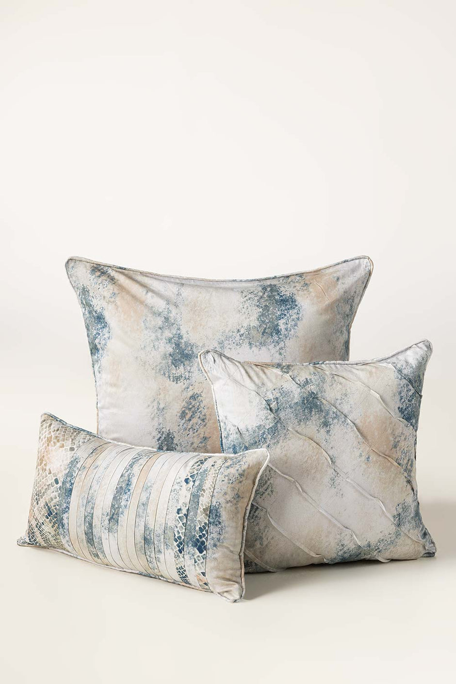 DGBD-002 T-200 Square Cushion Cover