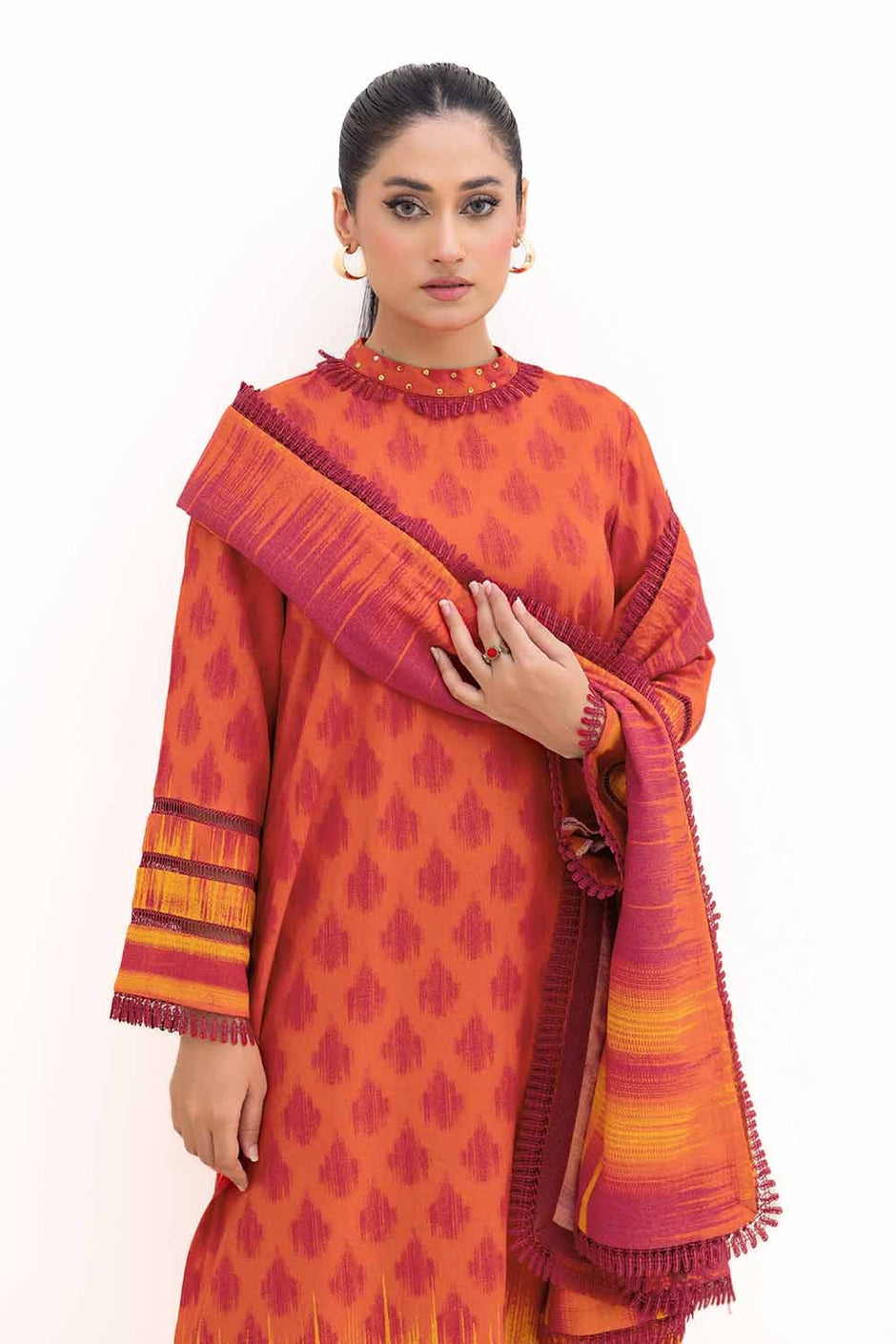 3 Piece Unstitched Printed Dhanak Suit