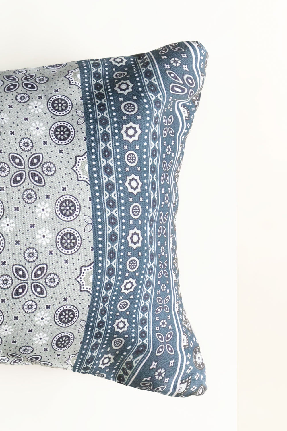 DM 009 Digital Cushion Cover