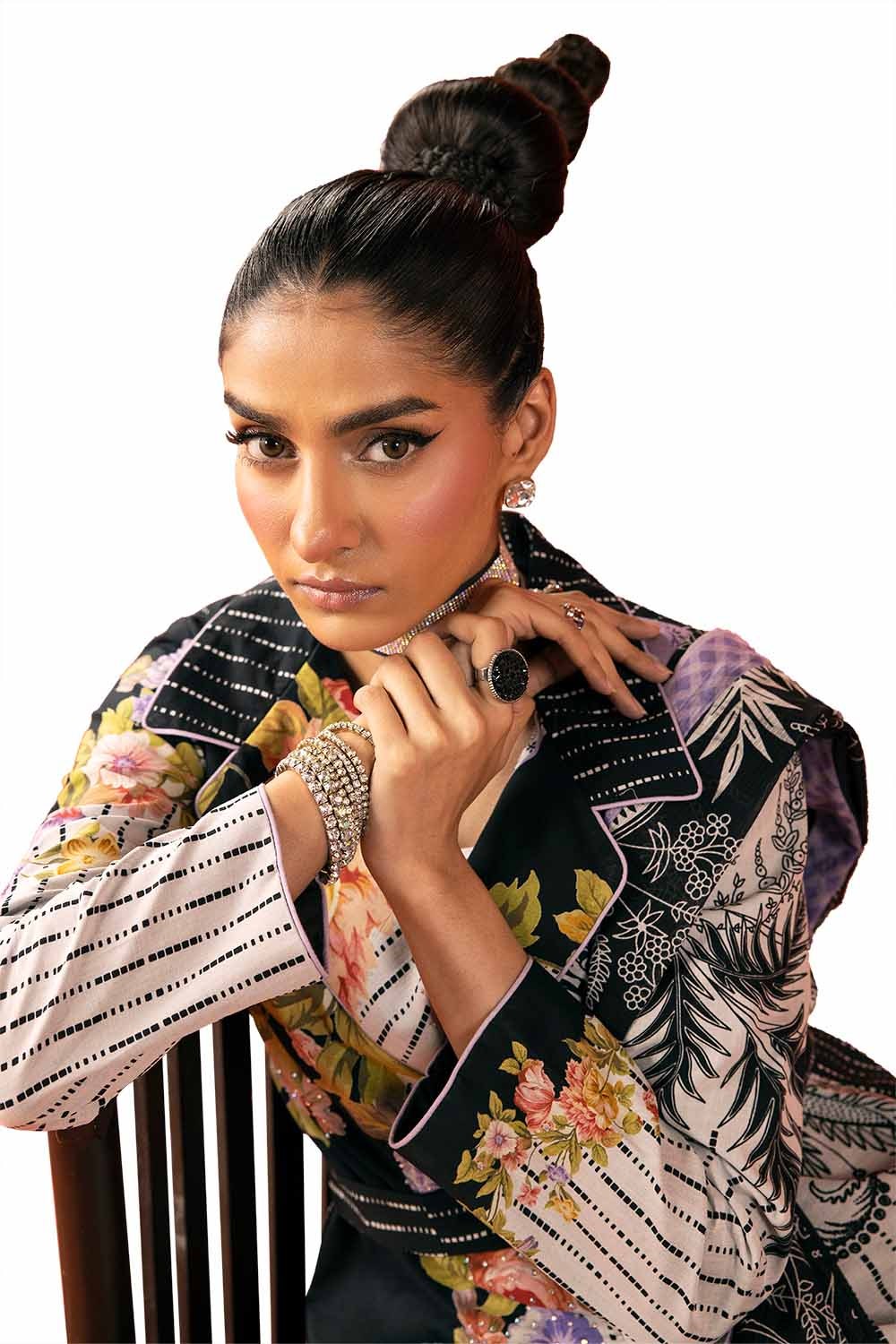 3 Piece Unstitched Diamantes Printed Lawn Suit with Denting Lawn Dupatta DN-42031