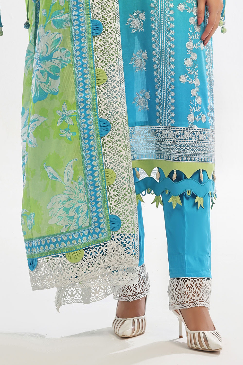 3 Piece Unstitched Embroidered Lawn Suit with Printed Denting Lawn Dupatta DN-42044