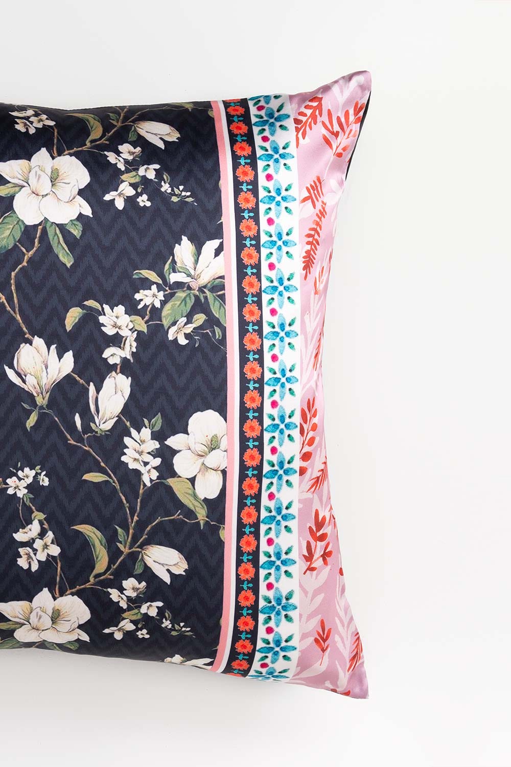 AW21-DRIZZLE Digital Velveteen Cushion Cover