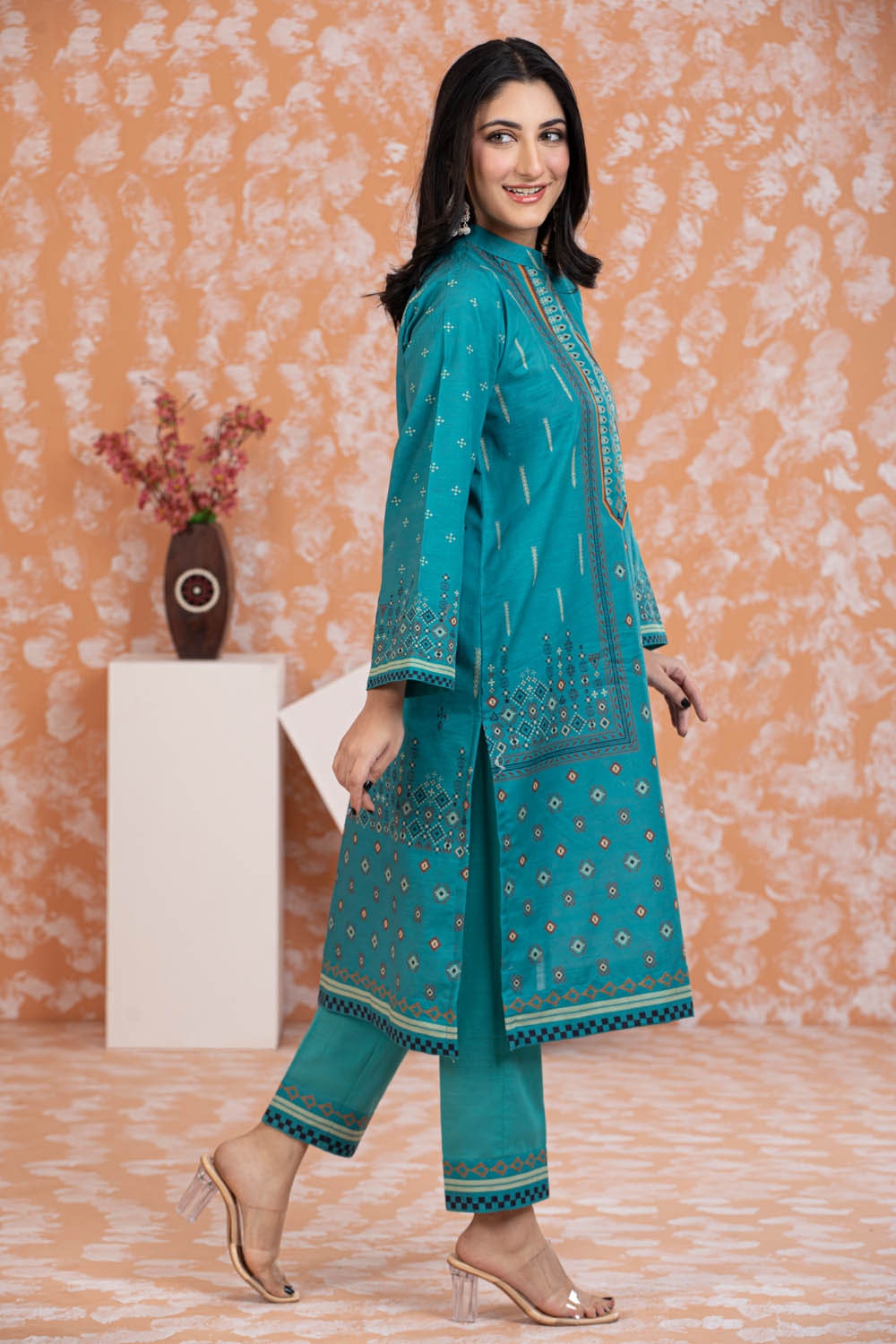 2 Piece Khaddar Unstitched Digital Printed Suit WNST-32045