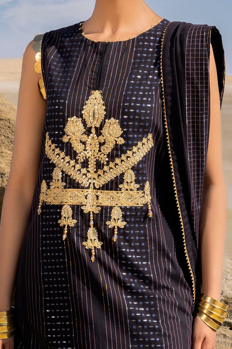 3 Piece Unstitched Embroidered Yarn Dyed Jacquard Suit MJ-42037