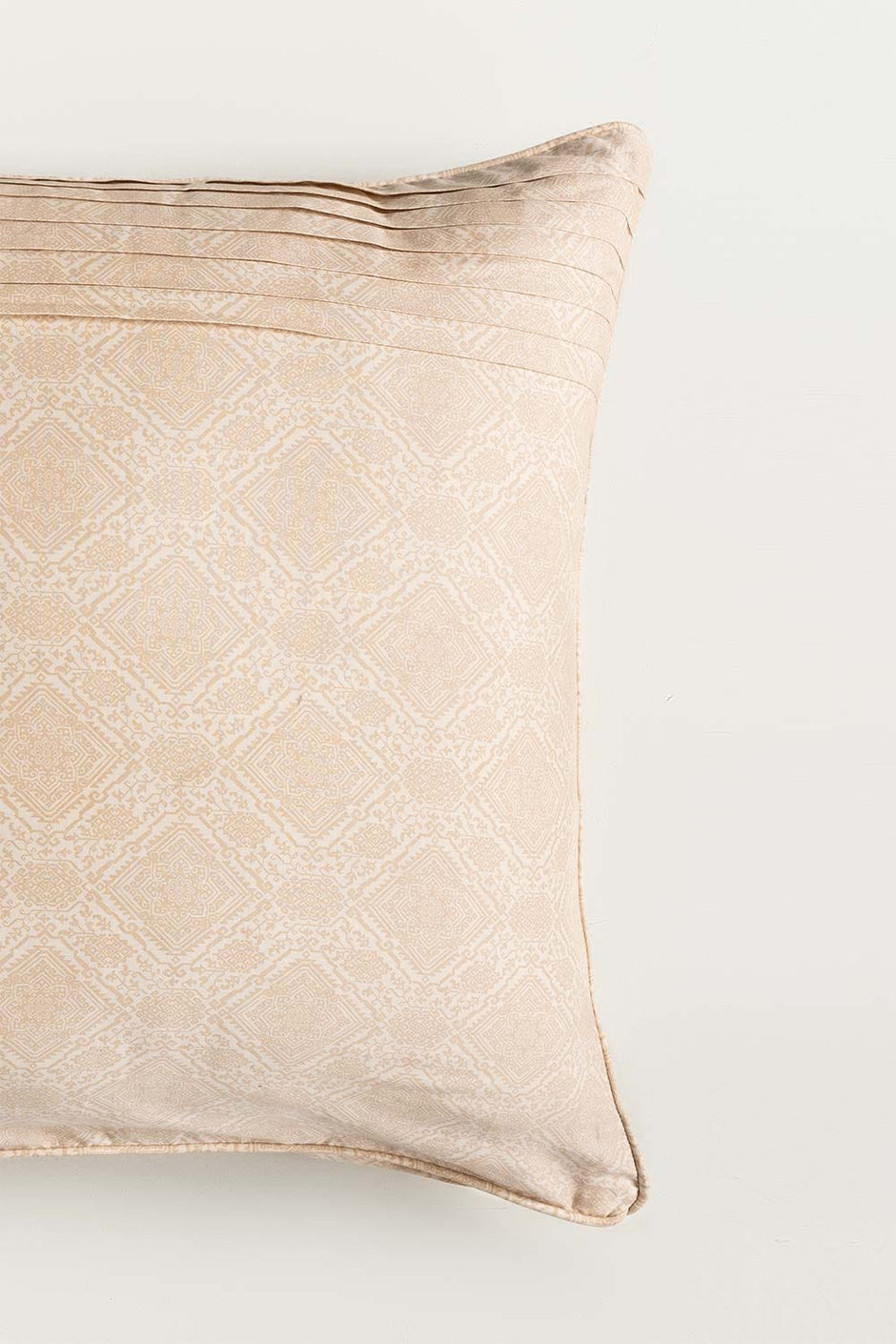 Ecru Delight T-200 Euro Sham Cushion Cover