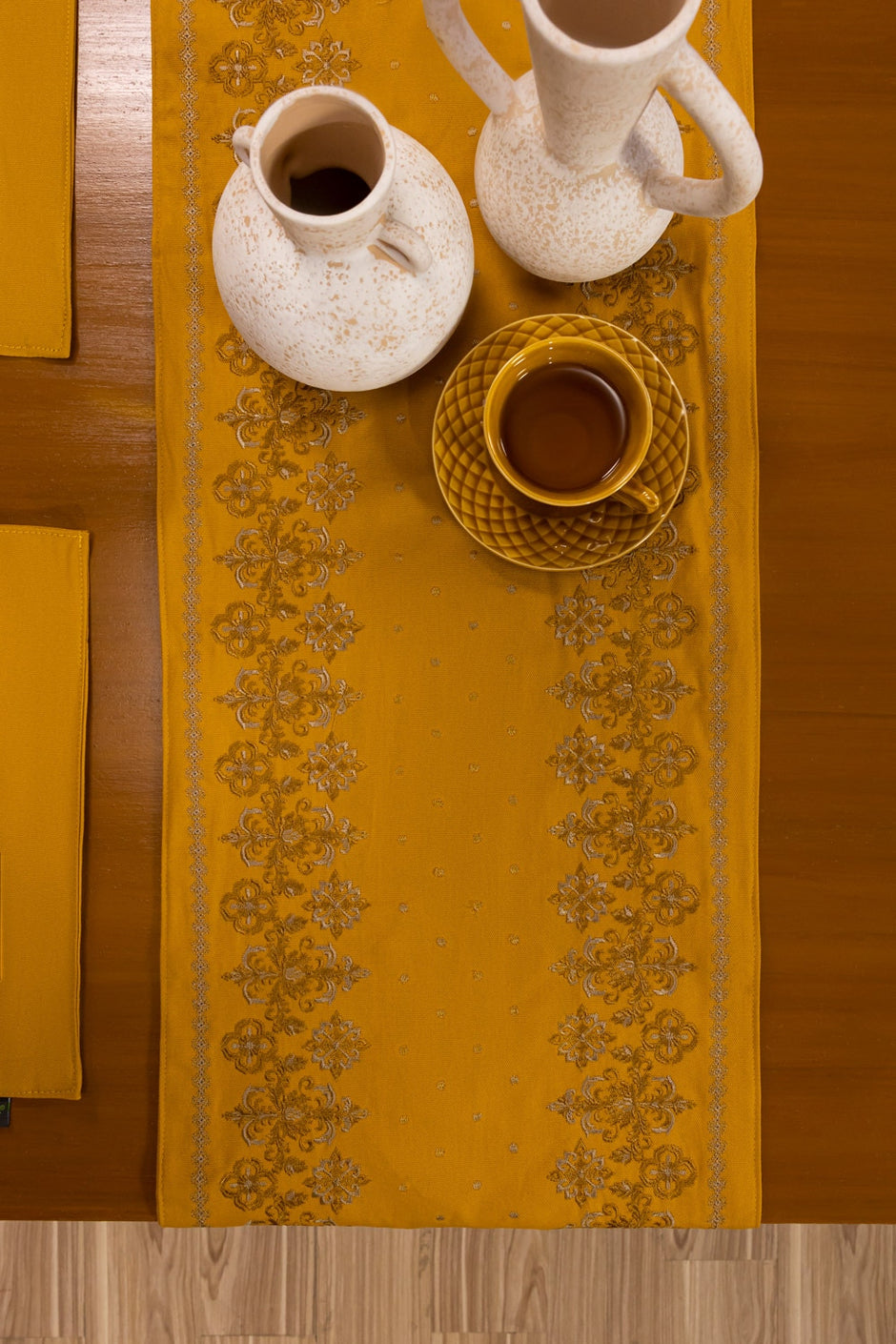 Elegance Table Runner