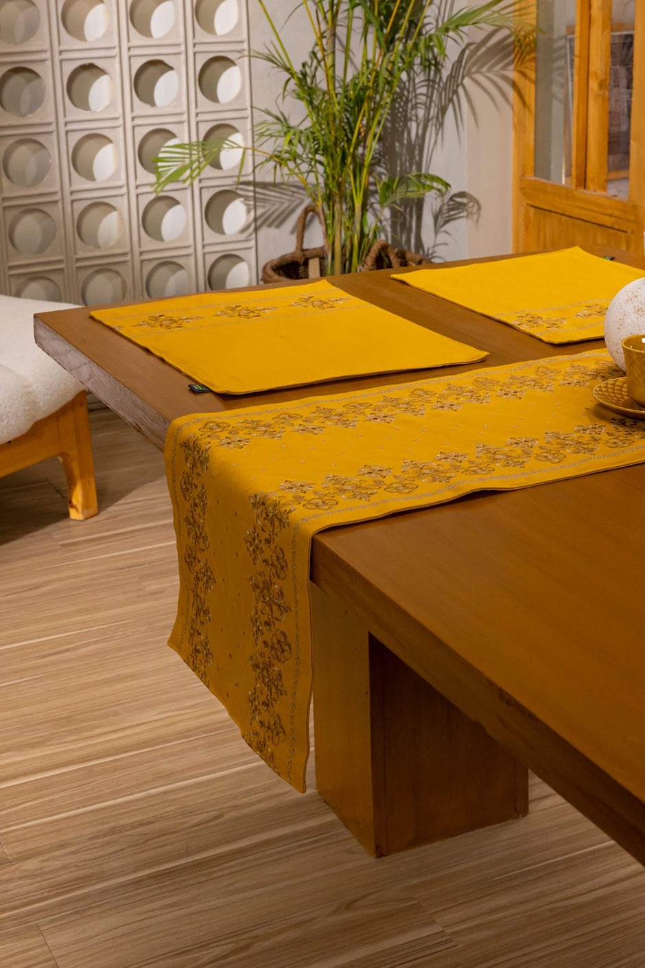 Elegance Table Runner