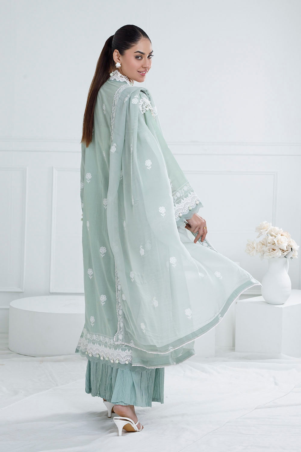 3 Piece Unstitched Embroidered Lawn Suit with Embroidered Chiffon Dupatta PM-52068