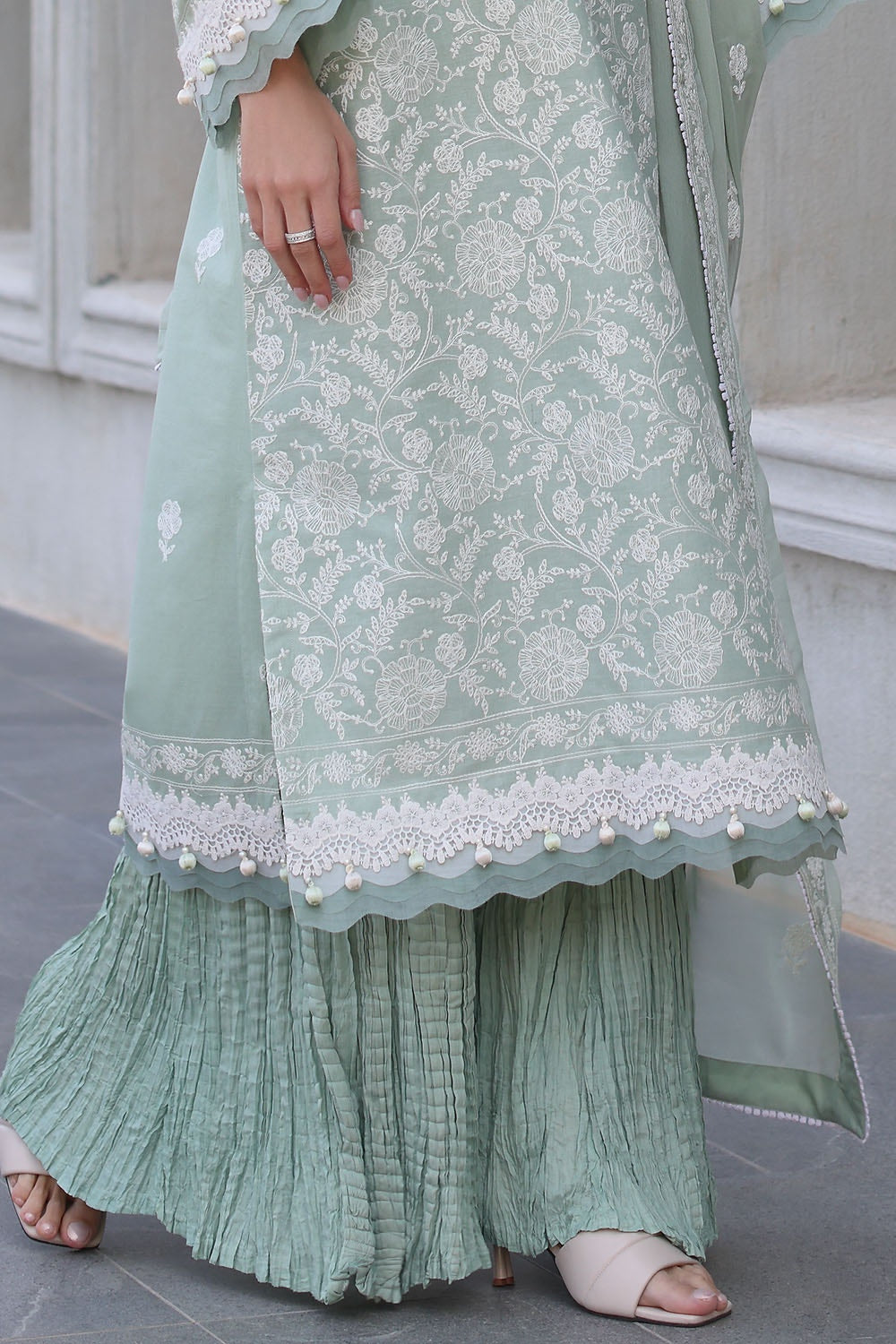 3 Piece Unstitched Embroidered Lawn Suit with Embroidered Chiffon Dupatta PM-52068