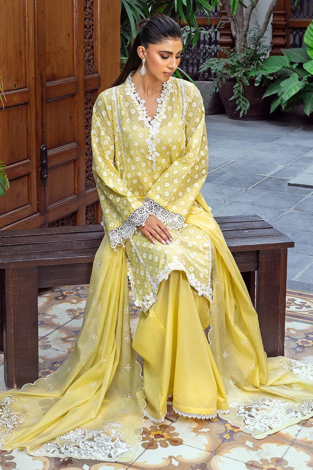 3 Piece Unstitched Lacquer Printed Lawn Suit with Embroidered Paper Cotton Dupatta
