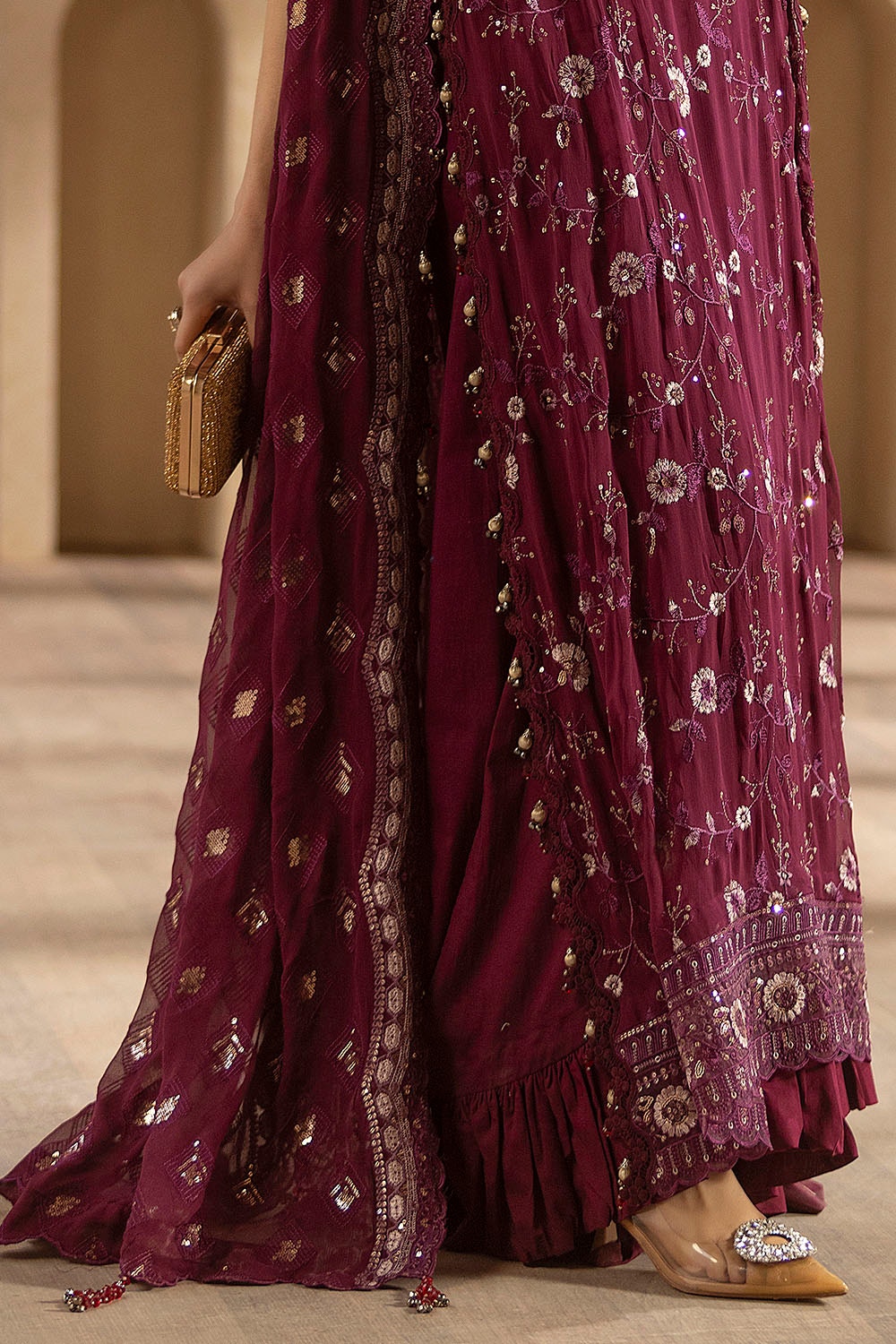 3 Piece Unstitched Embroidered Chiffon Suit with Embroidered Chiffon Dupatta LE-52014