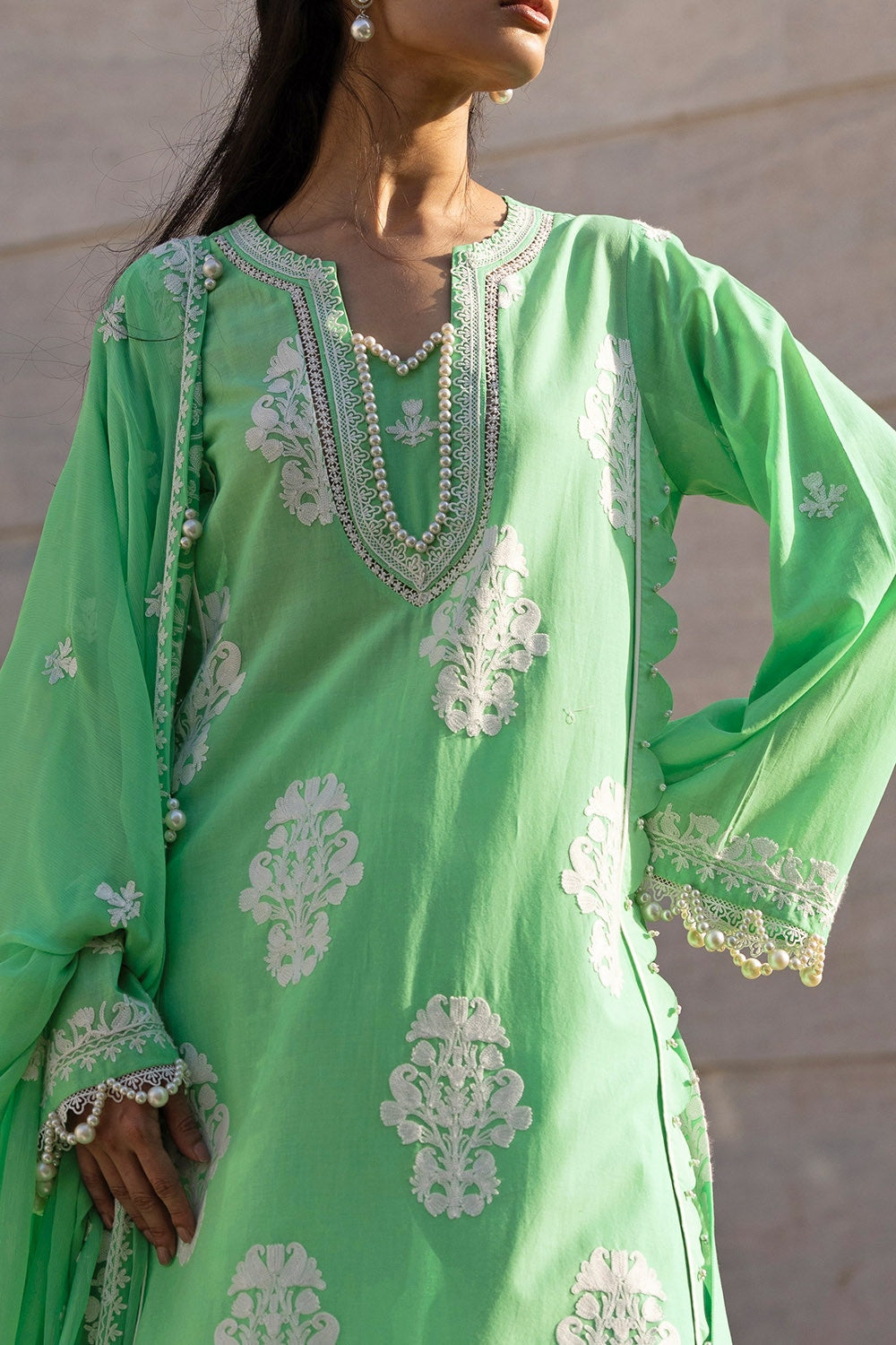 3 Piece Unstitched Embroidered Lawn Suit with Embroidered Chiffon Dupatta FE-52101