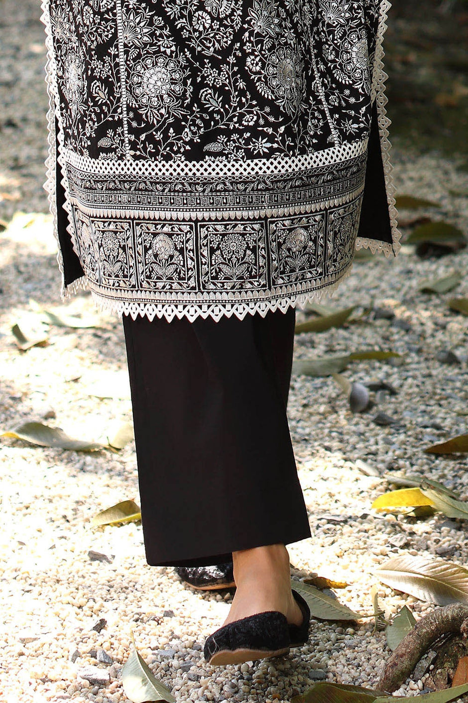 2 Piece Unstitched Embroidered Lawn Shirt with Dyed Trouser