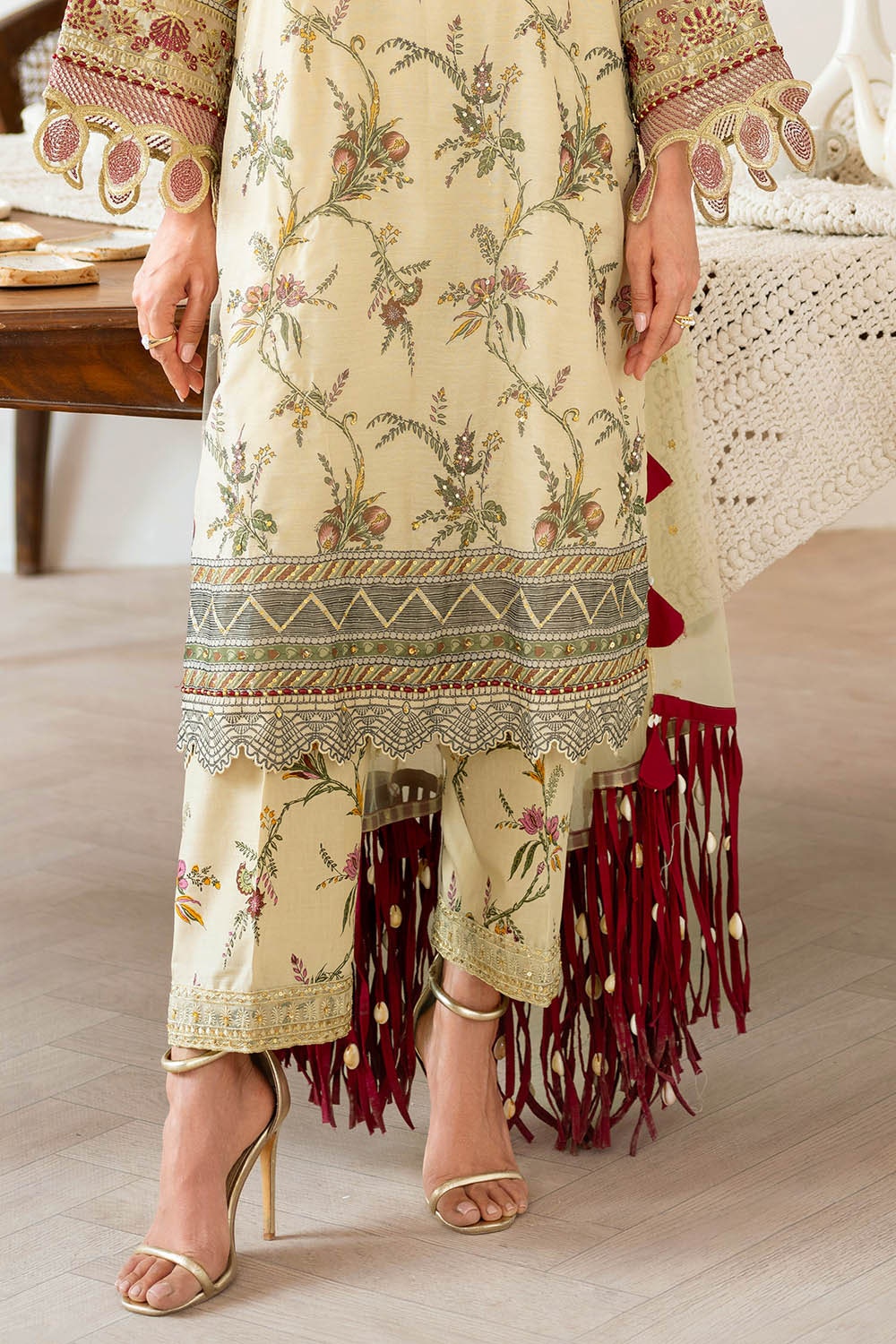 3 Piece Unstitched Embroidered Printed Monar Slub Suit with Embroidered Net Dupatta
