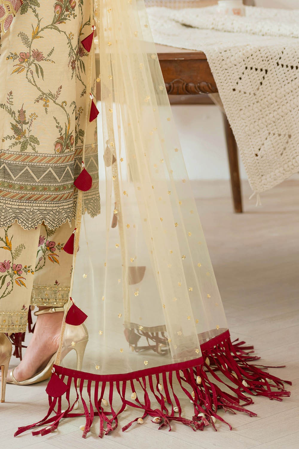 3 Piece Unstitched Embroidered Printed Monar Slub Suit with Embroidered Net Dupatta
