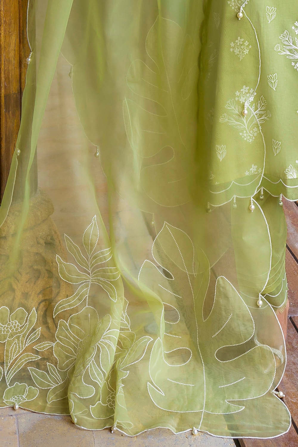 3 Piece Unstitched Lacquer Printed Lawn Suit with Embroidered Organza Dupatta OG-52001