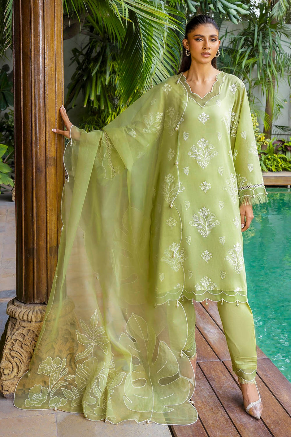 3 Piece Unstitched Lacquer Printed Lawn Suit with Embroidered Organza Dupatta