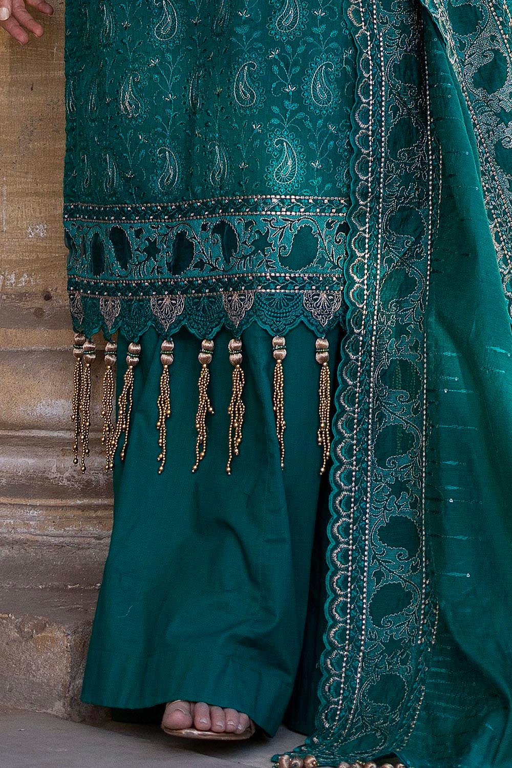 3 Piece Unstitched Embroidered Paper Cotton Suit with Embroidered Paper Cotton Dupatta FE-52032