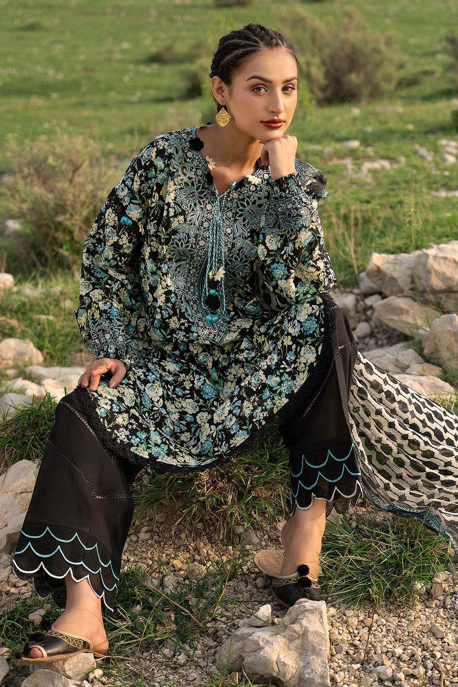 3 Piece Unstitched Printed Lawn Suit with Embroidered Chiffon Dupatta