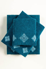 Enamel Combed 3Pc Embroidered towel set